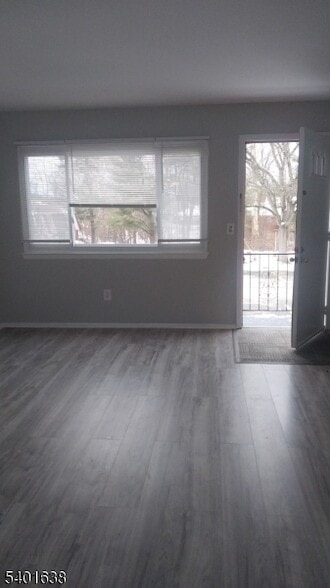 15 Broad St in Pompton Lakes, NJ - Foto de edificio - Building Photo