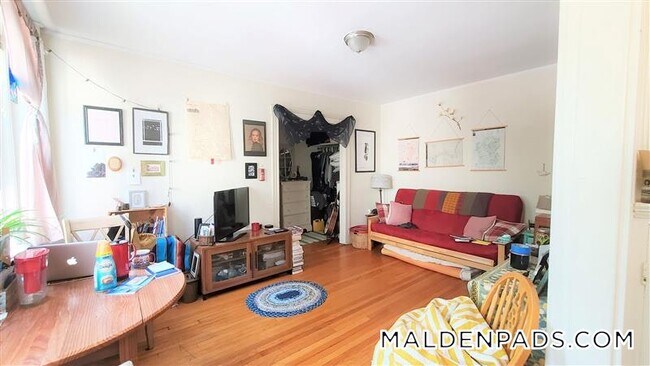 170 Maple St in Malden, MA - Building Photo - Building Photo