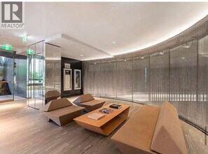 1568 Alberni St in Vancouver, BC - Building Photo - Building Photo