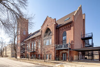 2900 W Shakespeare Ave in Chicago, IL - Building Photo - Building Photo