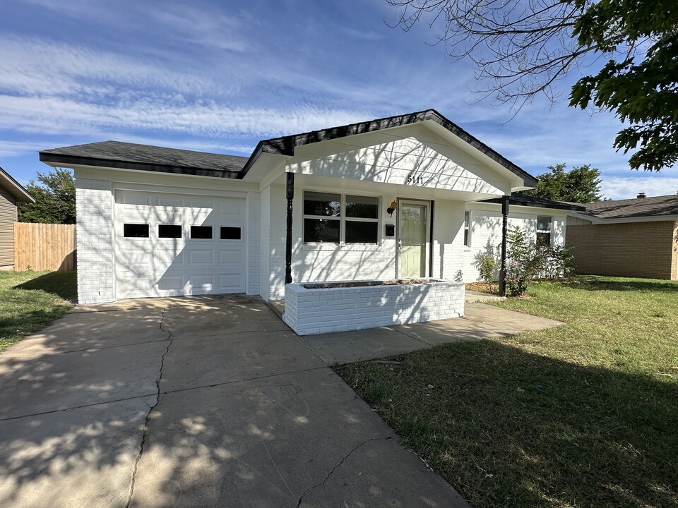 5111 Benton Dr in Amarillo, TX - Building Photo
