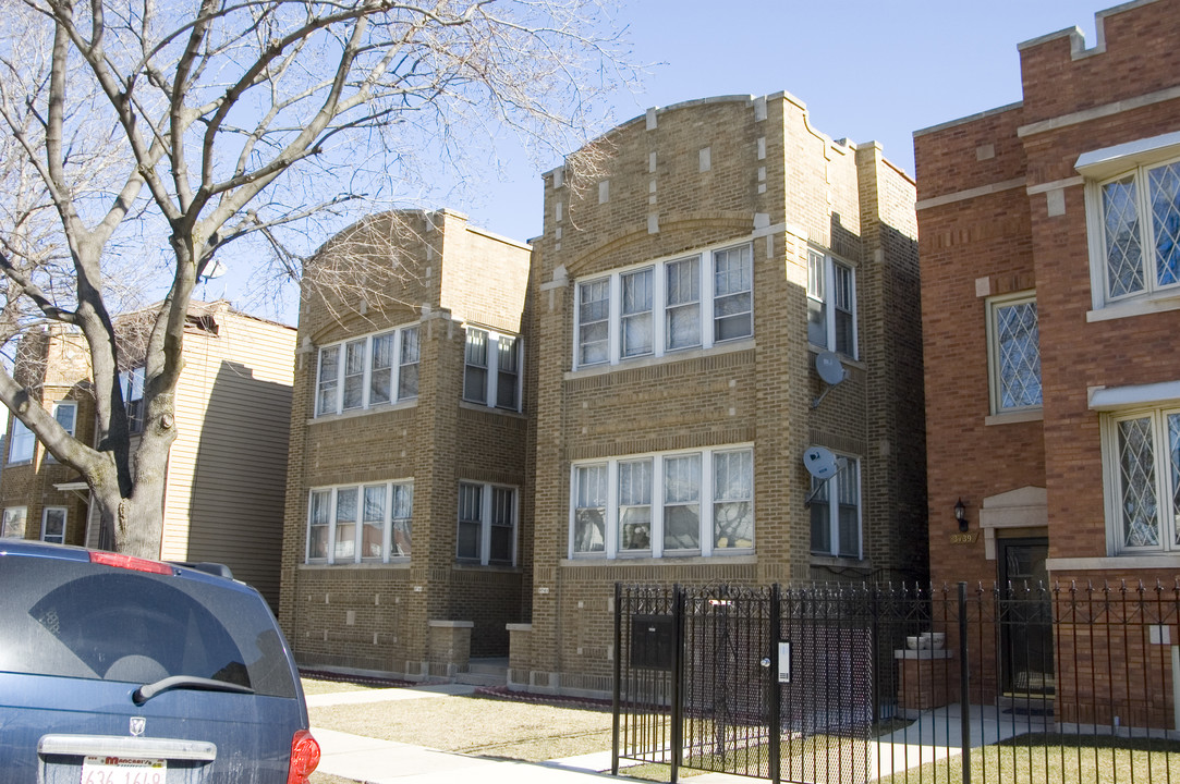 3741-3743 Albany Ave in Chicago, IL - Building Photo