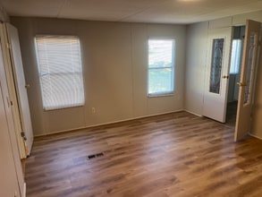 108 Ells Country Estates in Piedmont, SC - Foto de edificio - Building Photo