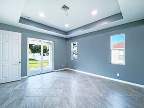 5229 7th St W in Lehigh Acres, FL - Building Photo - Building Photo