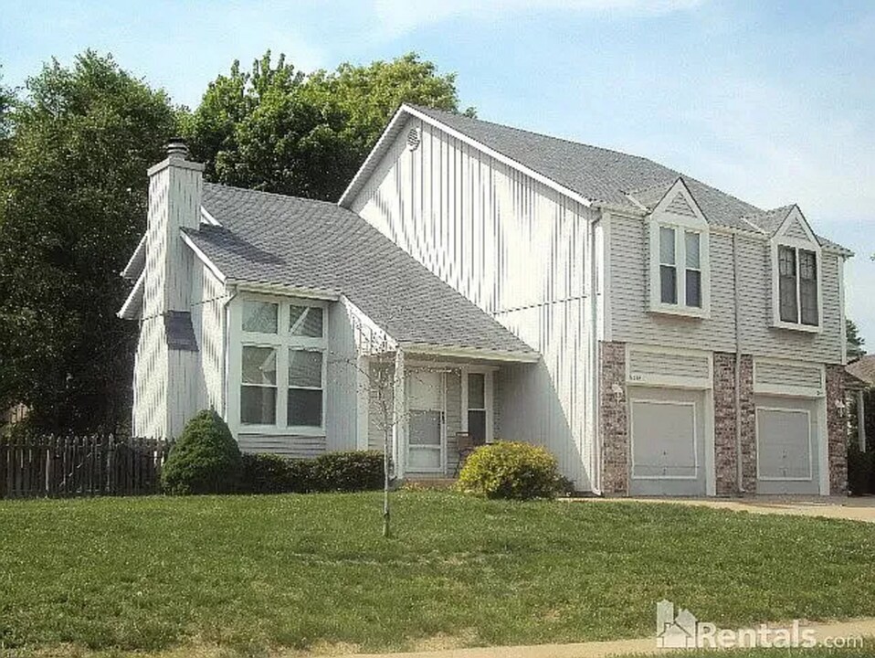 11814 Caenen St-Unit -11816 Caenen St in Overland Park, KS - Foto de edificio