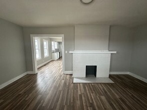 833 Lilley Ave in Columbus, OH - Foto de edificio - Building Photo