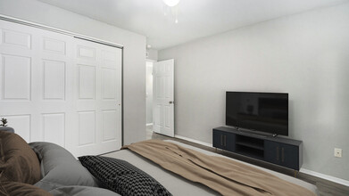 Brookhill Apartments in Toledo, OH - Foto de edificio - Building Photo