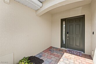 3725 Crofton Court in Ft. Myers, FL - Building Photo - Building Photo