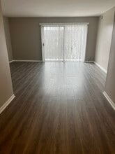 10701 Keating Ave in Oak Lawn, IL - Building Photo - Building Photo