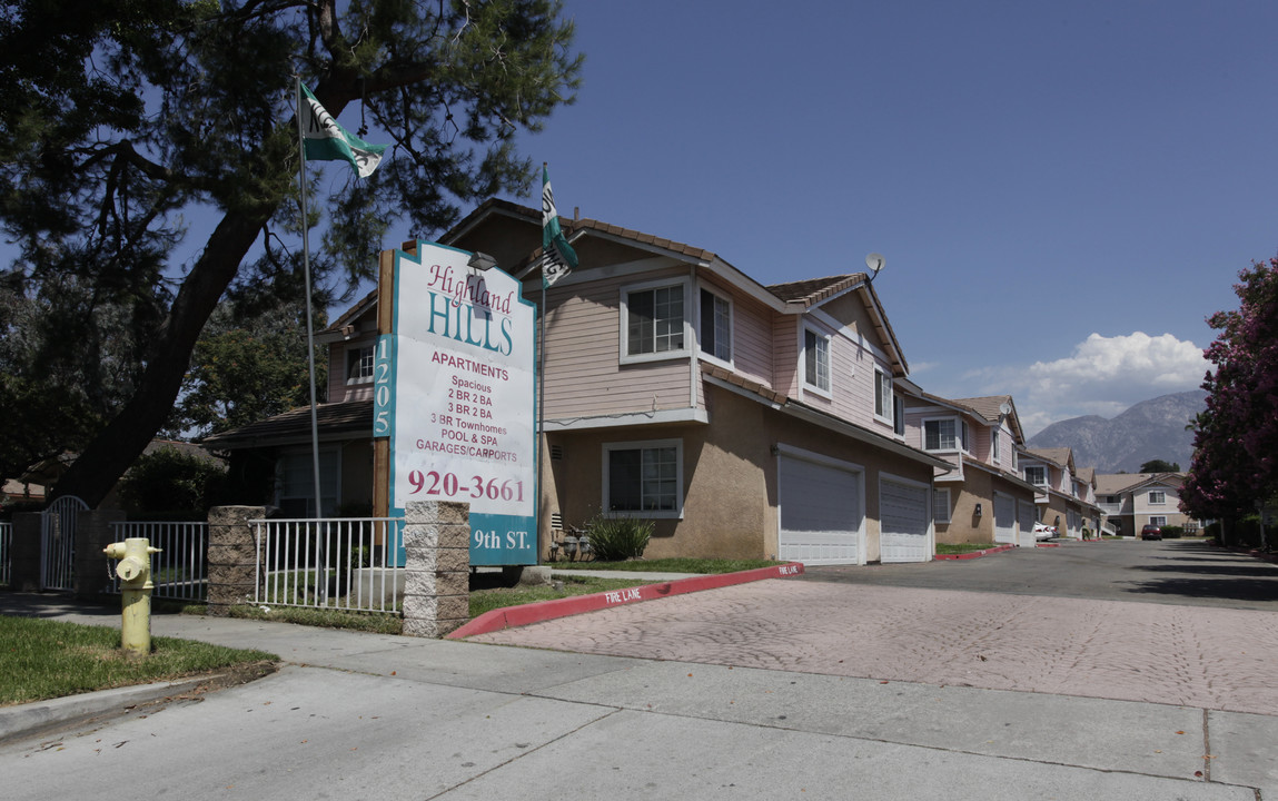 Highland Hills in Upland, CA - Building Photo