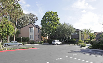 Park Villas North in San Diego, CA - Building Photo - Building Photo