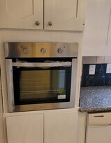 11001 Sherry Ln in Houston, TX - Building Photo