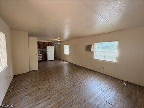 8146 Tolles Dr in North Fort Myers, FL - Building Photo - Building Photo