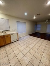 3239 Velvet Rose St in Las Vegas, NV - Building Photo - Building Photo