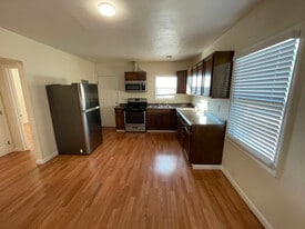 1513 Marin St in Vallejo, CA - Building Photo