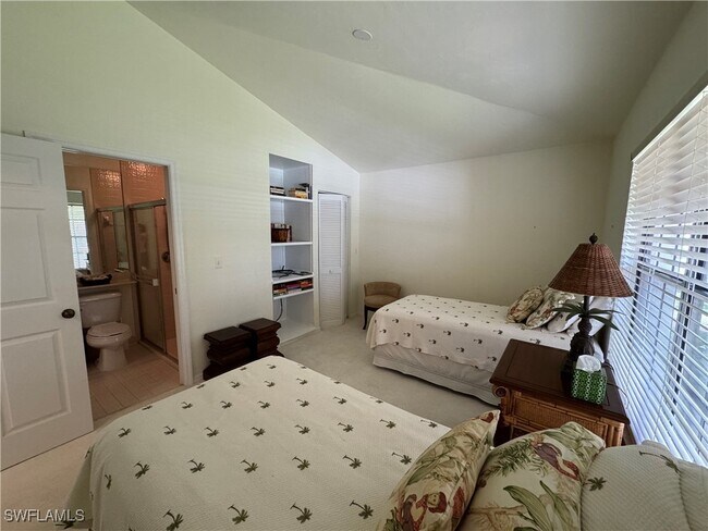 property at 1334 Park Lake Dr