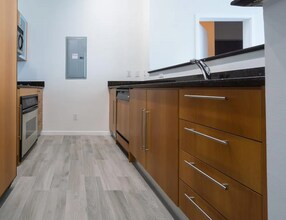 335 S Biscayne Blvd, Unit LPH08 in Miami, FL - Foto de edificio - Building Photo