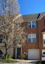 3102 Gallop Way in Fort Washington, MD - Building Photo