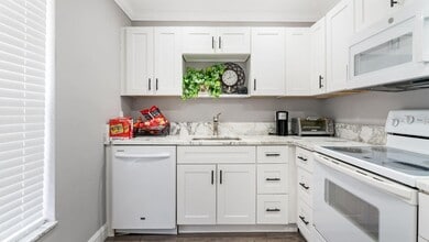 871 Worcester Ln in Greenacres, FL - Building Photo - Building Photo