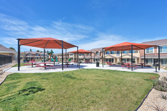 Sonoma Apartments in Hesperia, CA - Building Photo - Building Photo