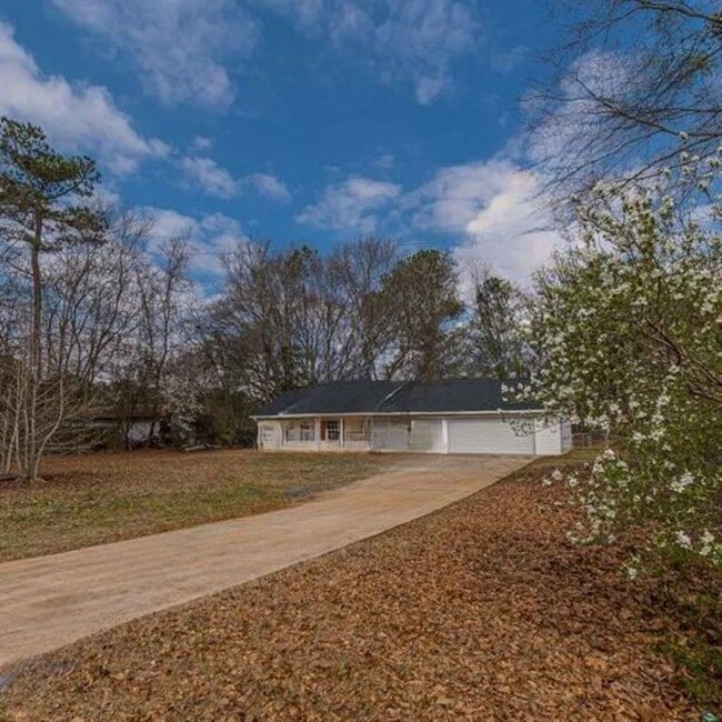 475 Jordan Hill Rd in Griffin, GA - Building Photo - Building Photo