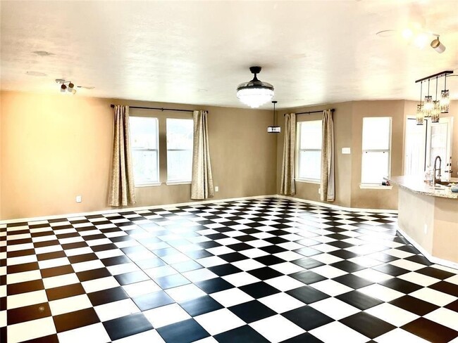 property at 19111 Canaras Ct