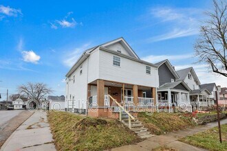 85 1/2 S Wheatland Ave in Columbus, OH - Building Photo - Building Photo