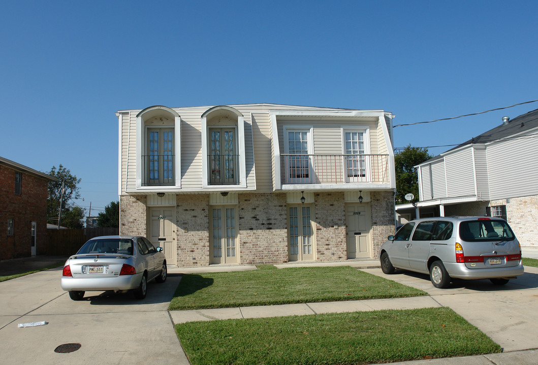 3731 Bunkerhill Dr in Metairie, LA - Building Photo