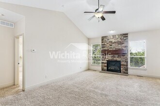 1701-1703 N Chapel Hill St in Wichita, KS - Building Photo - Building Photo