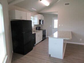 1302 Grace Ave in Panama City, FL - Building Photo - Building Photo