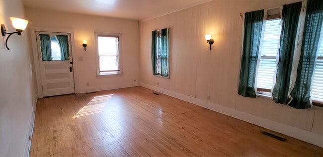 1023 18th Ave SE in Minneapolis, MN - Foto de edificio - Building Photo