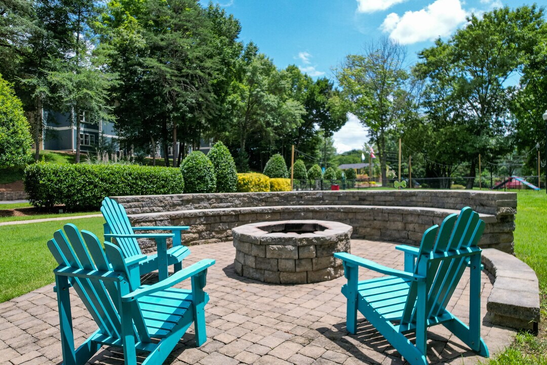 Arcadia Creekside in Chattanooga, TN - Building Photo