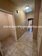 10420 Gutierrez Rd NE in Albuquerque, NM - Foto de edificio - Building Photo