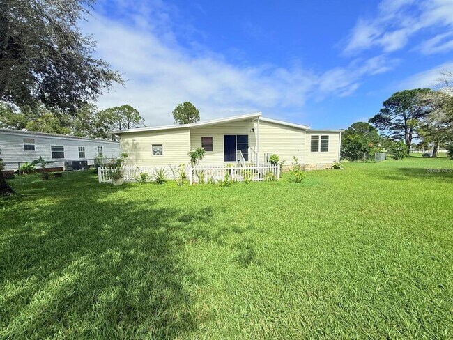 220 Ellsworth Dr in Kissimmee, FL - Building Photo - Building Photo