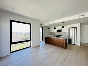 1 Nevins Hl Wy in Boston, MA - Building Photo - Building Photo
