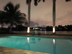 960 Bayberry Point Dr in Plantation, FL - Building Photo - Building Photo