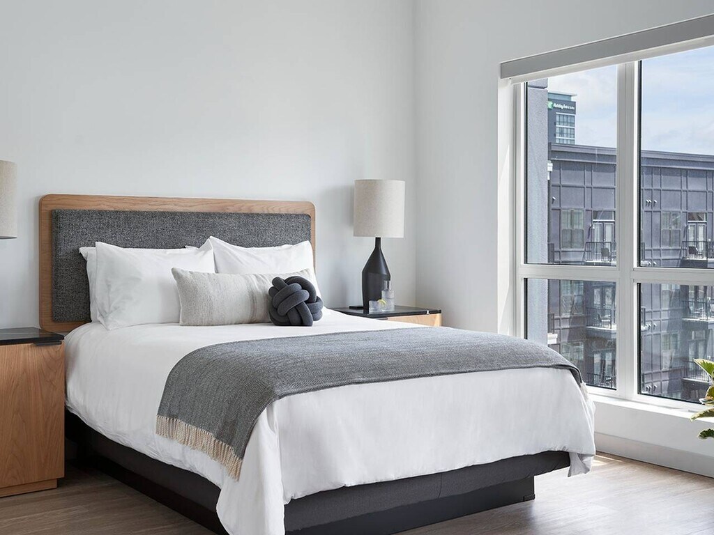 Sentral SoBro Apartments in Nashville, TN