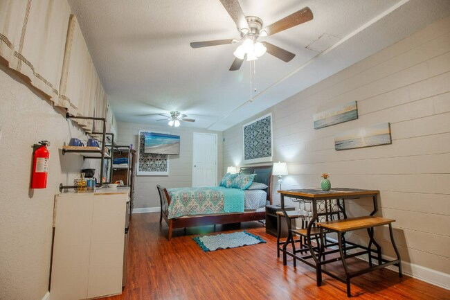 1245 Catalpa Ln in Orlando, FL - Building Photo - Building Photo