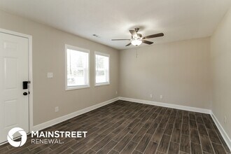 4716 Lawrence Orr Rd in Charlotte, NC - Building Photo - Building Photo