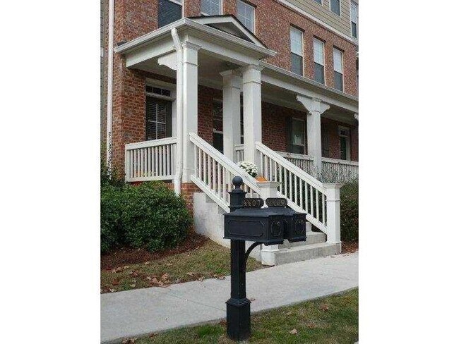 4409 Village Field Place in Suwanee, GA - Building Photo - Building Photo