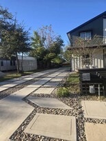 724 Ramsey Ave in Rockdale, TX - Building Photo