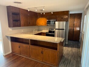 4407 Diamondhead Dr in San Antonio, TX - Building Photo - Building Photo