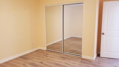 3510 W 5th St, Unit #2 in Santa Ana, CA - Building Photo - Building Photo