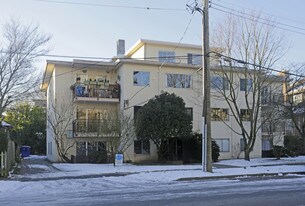 Highbury Place in Vancouver, BC - Building Photo