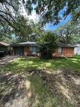 4106 Woodshire St in Houston, TX - Building Photo - Building Photo