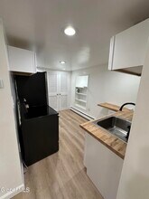 27 McElwain Ave in Cohoes, NY - Building Photo - Building Photo