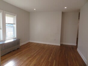 35 Madison St in Malden, MA - Building Photo - Building Photo