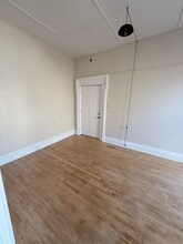 32 W High St in Carlisle, PA - Building Photo - Building Photo