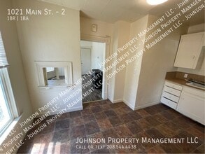 1021 Main St in Caldwell, ID - Building Photo - Building Photo