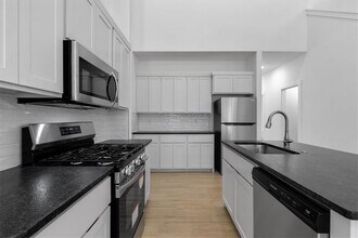 717 Sun Meadows Loop in Centerton, AR - Building Photo - Building Photo